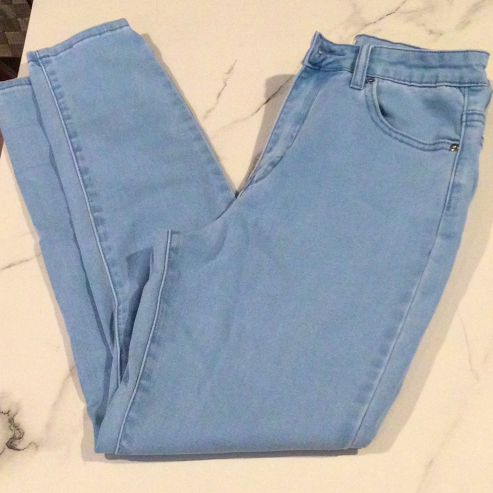 Forever 21 light denim skinny jeans, 27